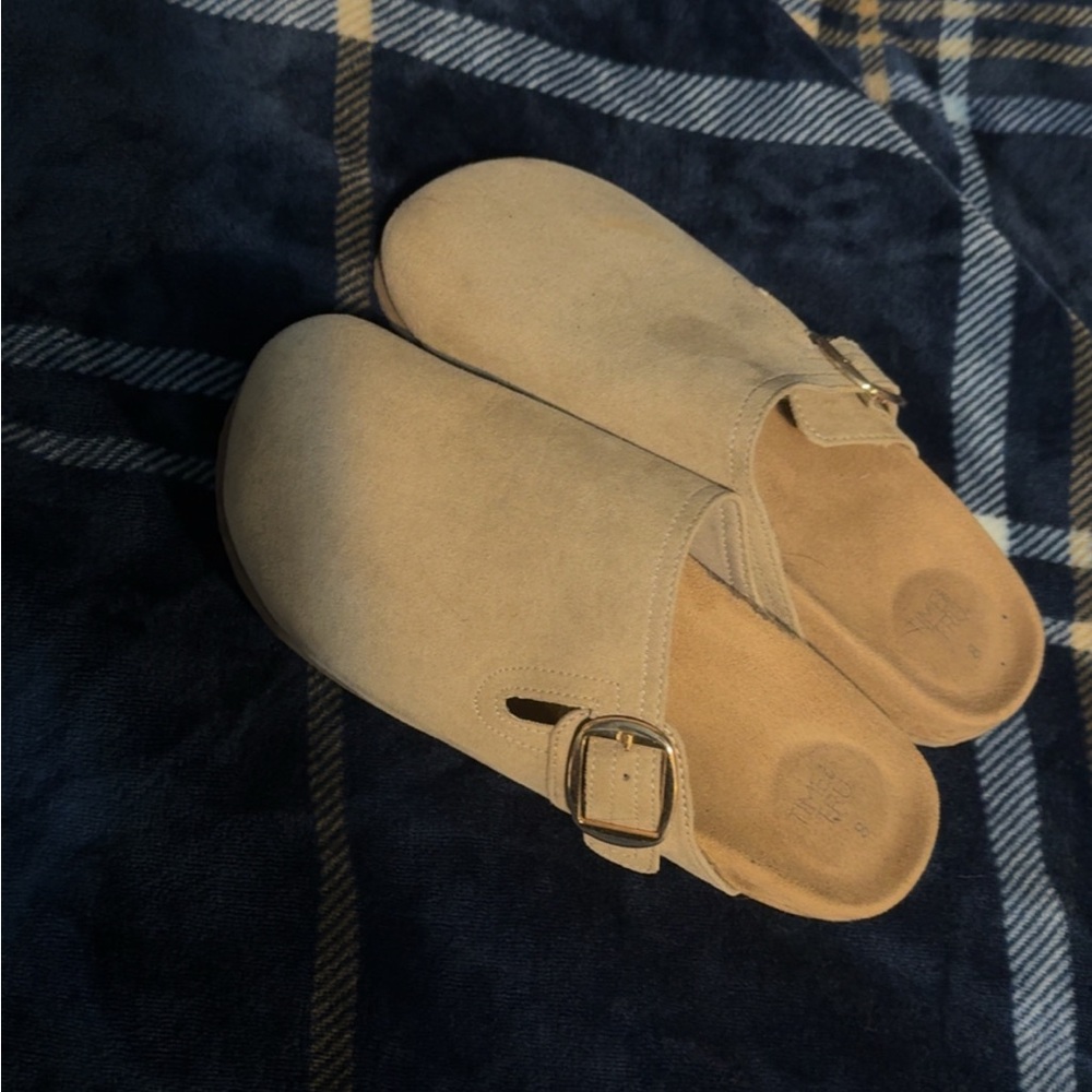 Time and Tru Clog Slippers